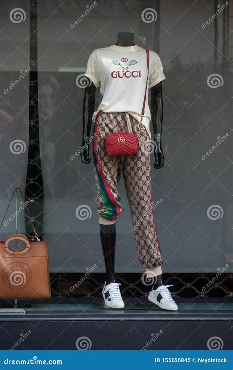 mannequin gucci|Gucci.